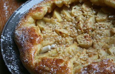 "Apple galette"... galette aux pommes et amandes comme une tarte rustique