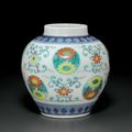 A small doucai jar, Qianlong six-character seal mark in underglaze blue and of the period (1736-1795)