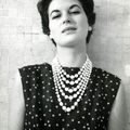 Plusieurs photos de la Divine Silvana Mangano, 1957-1960 @ AuctionArt - Pierre Cardin Rémy Le Fur & associés