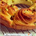 ..Couronne des Rois à la pistache et liqueur d'orange..