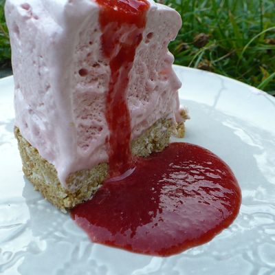 Mousse glacée aux fraises