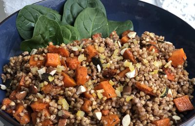 Salade de sarrasin aux légumes d'hiver