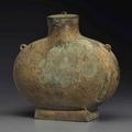 A bronze ritual wine vessel, bianhu, Han dynasty, 2nd century BC-AD 2nd century