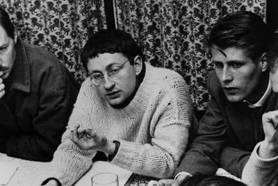 Amour, émeute et cuisine