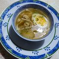 POTAGE RAMEN ET RESTES DE VOLAILLE RÔTIE