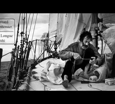 UNE VOIE  UN CHEMIN  UNE EMPREINTE ! ...