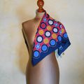 A760 : Foulard pop