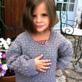 Pull de fille au point "corbeille d'osier" en taille 5 ans