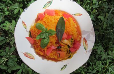 Courge spaghetti tomate- ail- basilic