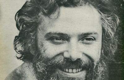 DICTIONNAIRE AMOUREUX DES GENS QUI SE PRÉNOMMENT GEORGES. 1, Georges Moustaki