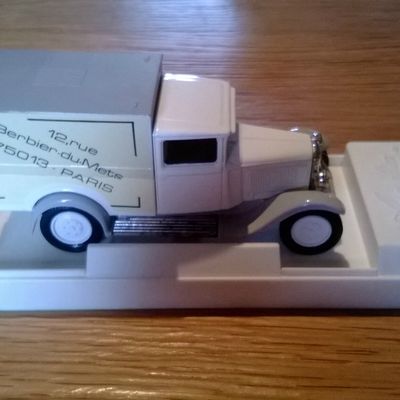 (Solido - Promotionnel) Citroën C4F Fourgon magasin Lay Out