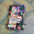 Protège livres de poche en tissu originale fait main, velours têtes de mort mexicaine,  disponible en boutique etsy Coraliezabo 