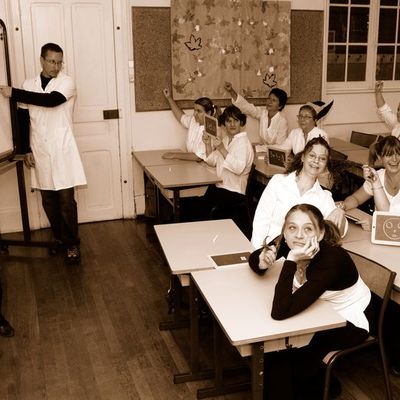 Un petit coucou pour dire que je ne suis pas