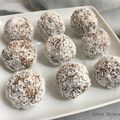 Energy balls aux dates, amandes et noix de coco