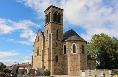 L’église de Châtenay en Isère et son carillon à 19 cloches…!