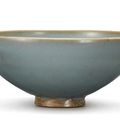 A lavender-glazed 'Jun' bowl, Song-Yuan dynasty (960-1368)