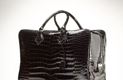Hermès Paris made in france. Sac Plume 40 cm en crocodile porosus noir. Année: 2011