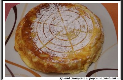 GÂTEAU AU FROMAGE BLANC ET AUX POIRES