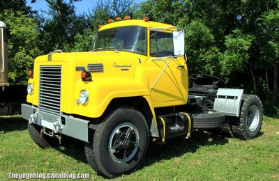 International Harvester fleetstar 2000 (6ème Fête Autorétro étang d' Ohnenheim)