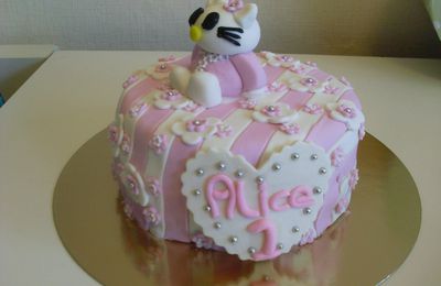 Gâteau Hello Kitty