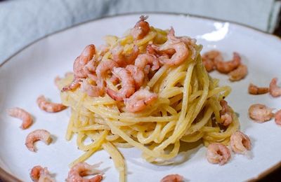 Spaghetti aux lentilles, crevettes grises