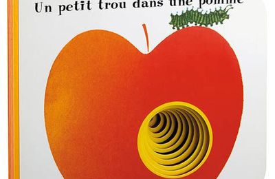 Un petit trou dans une pomme