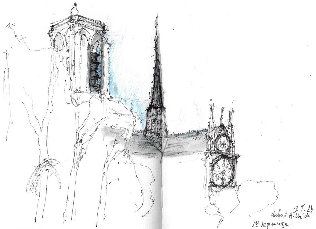 aquarelles : 2012; Incendie 15 avril 2019, image/PAO ; 6/09/2019, en travaux ; 2024, la flèche est raposée