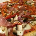 Pizza au speck,poivrons et champignons ou pizza DIY- les recettes de Enzo