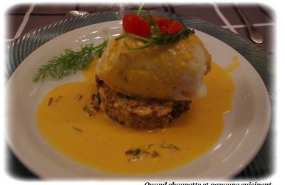 CABILLAUD FARCI AUX GAMBAS, GALETTE DE RIZ ET CRÈME DE CRUSTACÉS