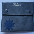 pochette grise