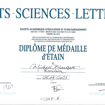 Diplôme et médaille d'étain Académie des Arts et Lettres de France 2020