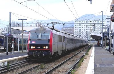 Paris-Clermont-Ferrand puis Paris-Briançon : des retards abyssaux pour des Intercités en déroute