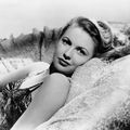 JOAN LESLIE (1925-2015)