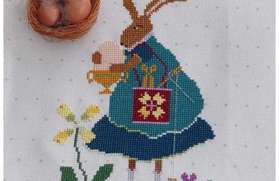 Lapine et arbre  de Pâques
