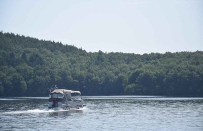 Pas tout à fait encore amnésique. 14, Bateaux
