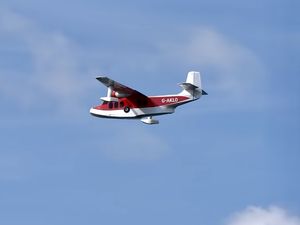 Aujourd’hui, un hydravion bimoteur, le Short S.26 Sealand
