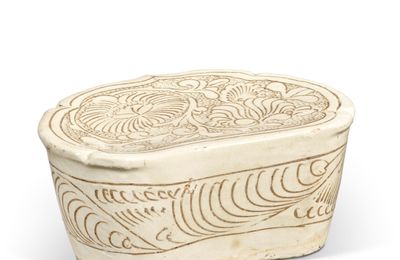 A Cizhou pillow, Northern Song-Jin dynasty, 11th-12th century