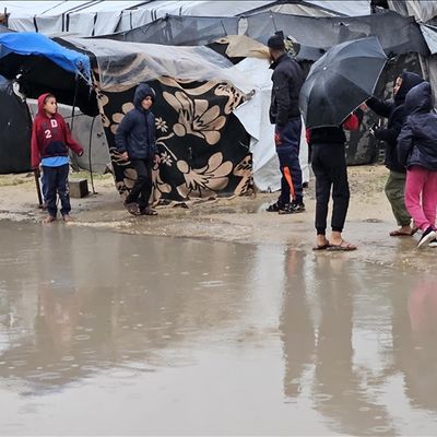 !!Génocide à Gaza: J 801!! ALERTE!! Les intempéries et le froid glacial ravagent les camps de déplacés
