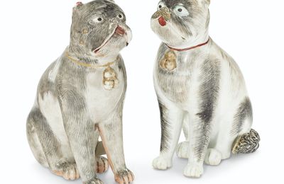 A large pair of grisaille pug dogs, Qianlong period (1736-1795) 