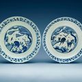 A pair of blue and white chargers, Ming dynasty, Wanli (1573-1619)