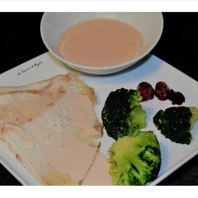 Aile de raie à la crème de framboise