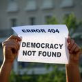 " Il ne nous reste qu'une seule solution : la démocratie directe ", par Michel Houellebecq