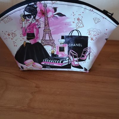 Couture: une trousse en kit