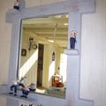 installation du cadre miroir en carton 