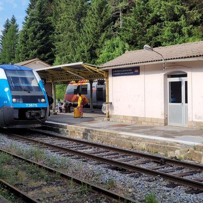 Trafic TER à la Bastide - St-Laurent-les-Bains