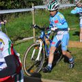 Cyclo cross des petits Bolgiani 's et Paul