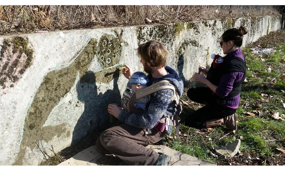 Moss painting at Alma Mater community garden in Bures-sur-Yvette