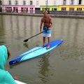 Laird Hamilton en Sup a Paris sur la seine , Avec Riding Zone .