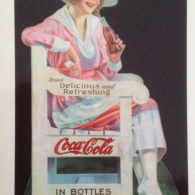 les cartes postales aussi reprennent du service ....