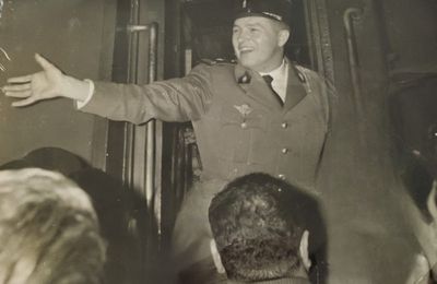 LA RÉVÉRENCE DU VIEUX SOLDAT